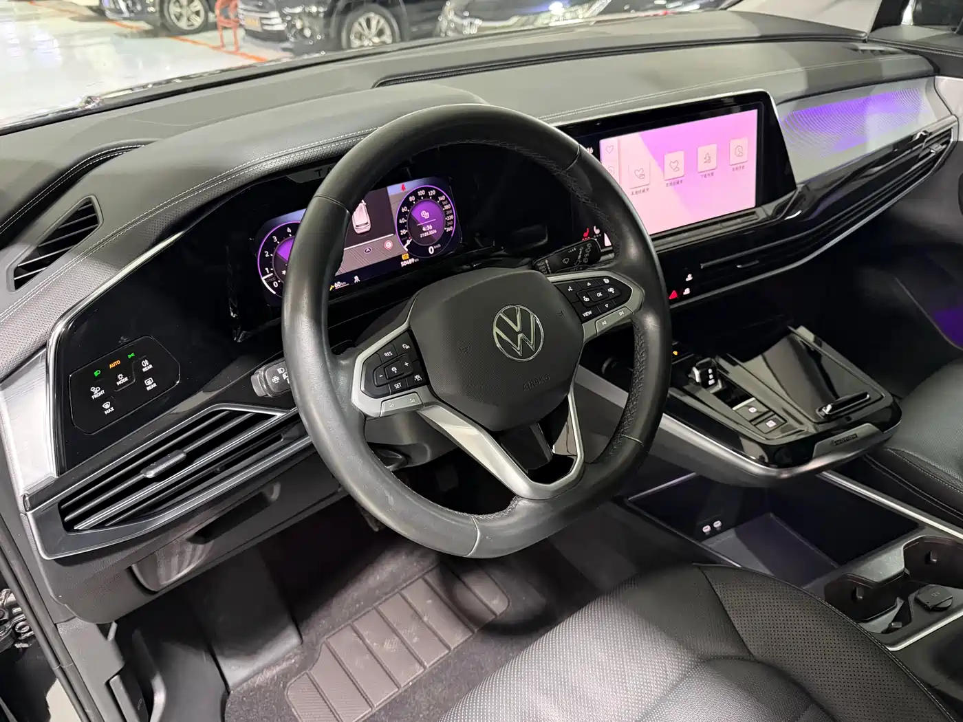 Volkswagen Talagon 2023 Facelift 380TSI 4WD Luxury Premium Pro Edition 7-Seater фото 14