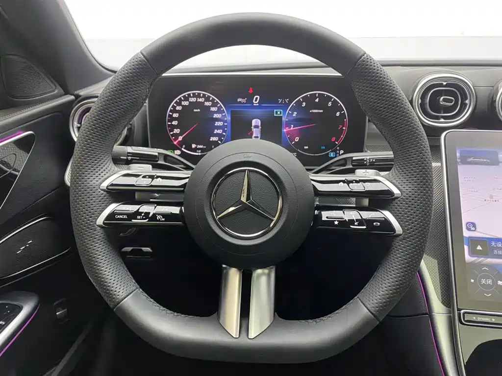 MERCEDES-BENZ CLASS C
