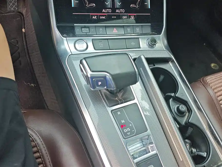 Audi A6L 2019 45 TFSI Premium Dynamic фото 15