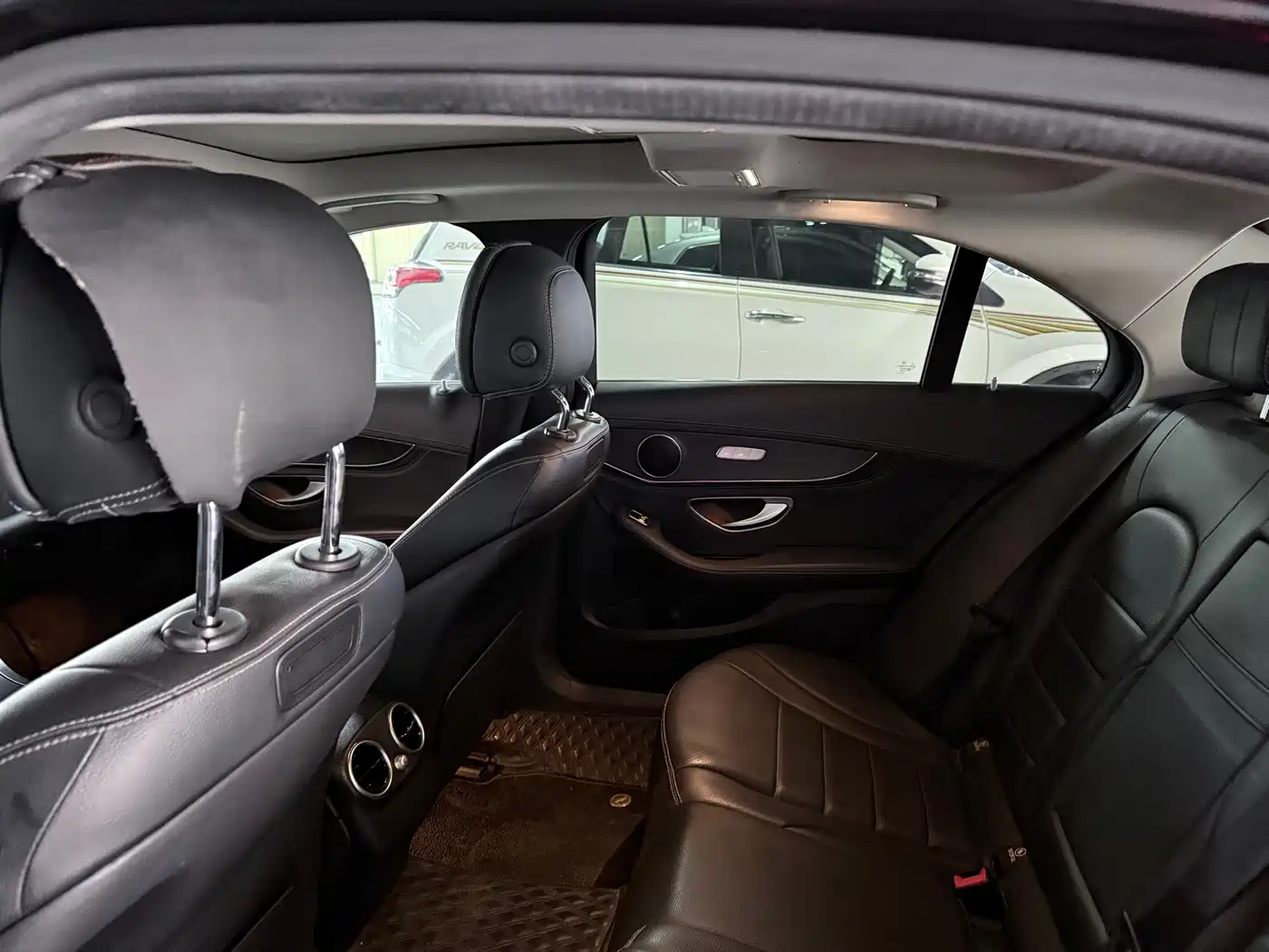 Mercedes-Benz C-Class 2017 Facelift C 200 L Sport Edition фото 12