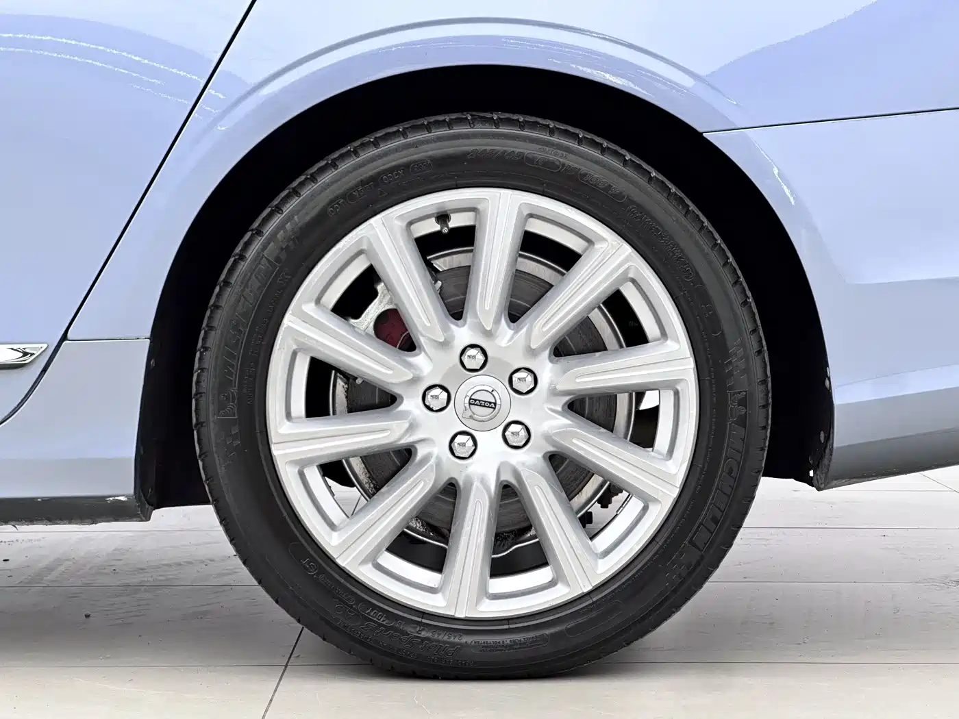 Фото 12 - Volvo S90