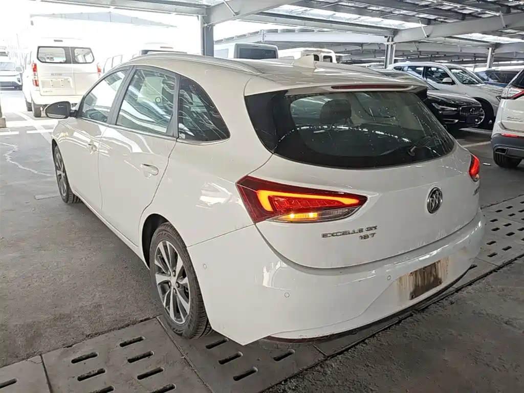 Buick Excelle GT 2018 18T Automatic Elite фото 5