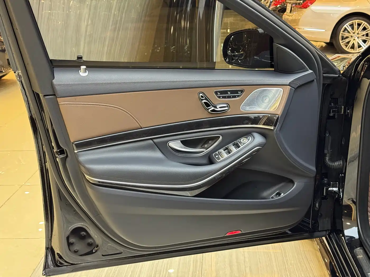 Mercedes-Benz S-Class 2019 S 450 L 4MATIC фото 4