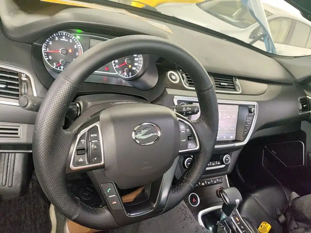 Landwind X7 2015 2015 2.0T Panorama Premium