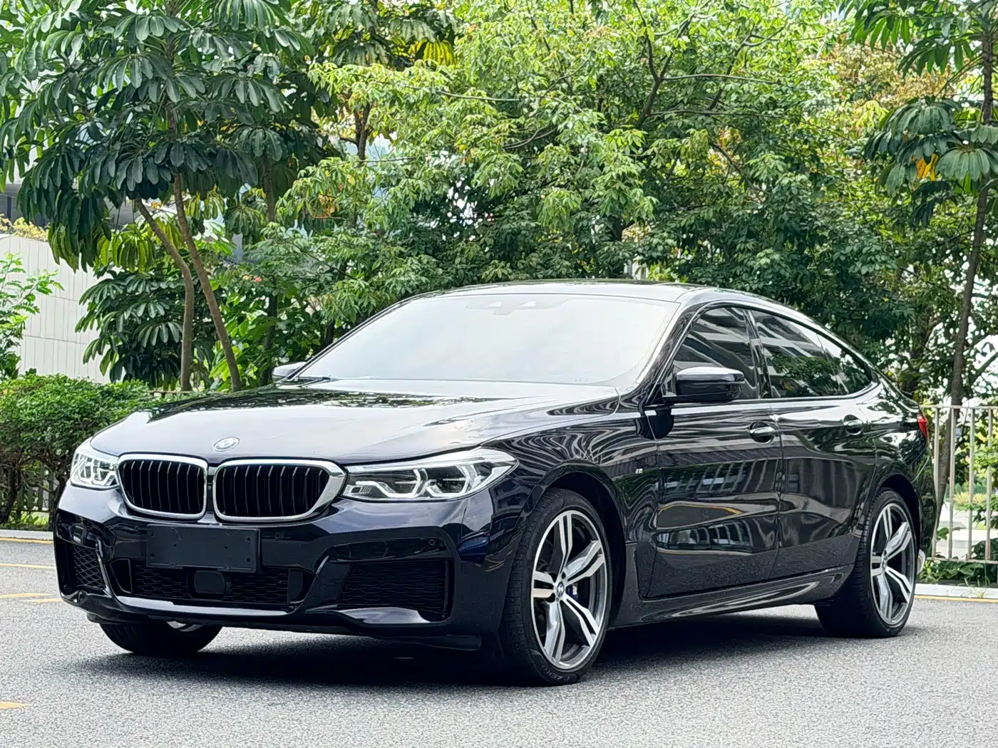 BMW 6 Series GT 2018 640i xDrive M Sport Package