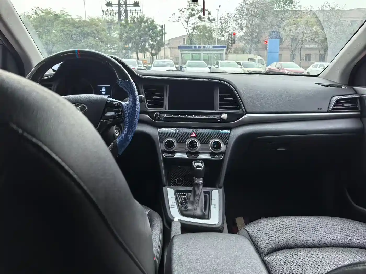 Hyundai Elantra 2020 1.5L CVT Smart Style·Elite фото 8