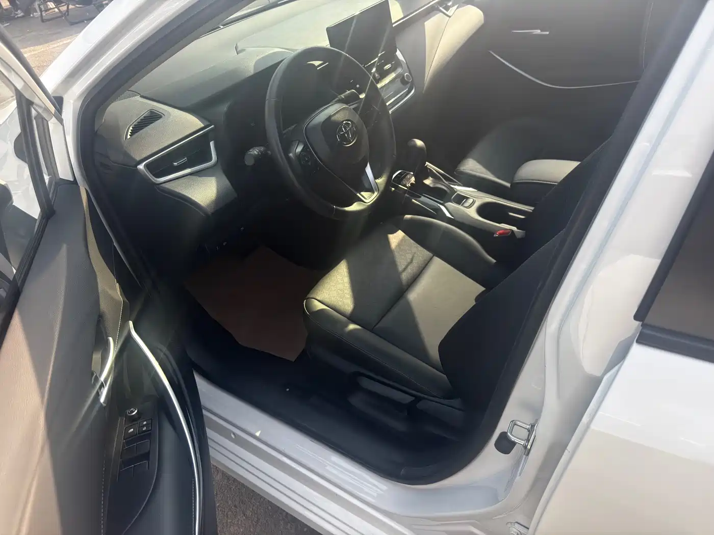 Toyota Corolla 2024 Model 1.8L Smart Hybrid Pioneer Edition фото 9