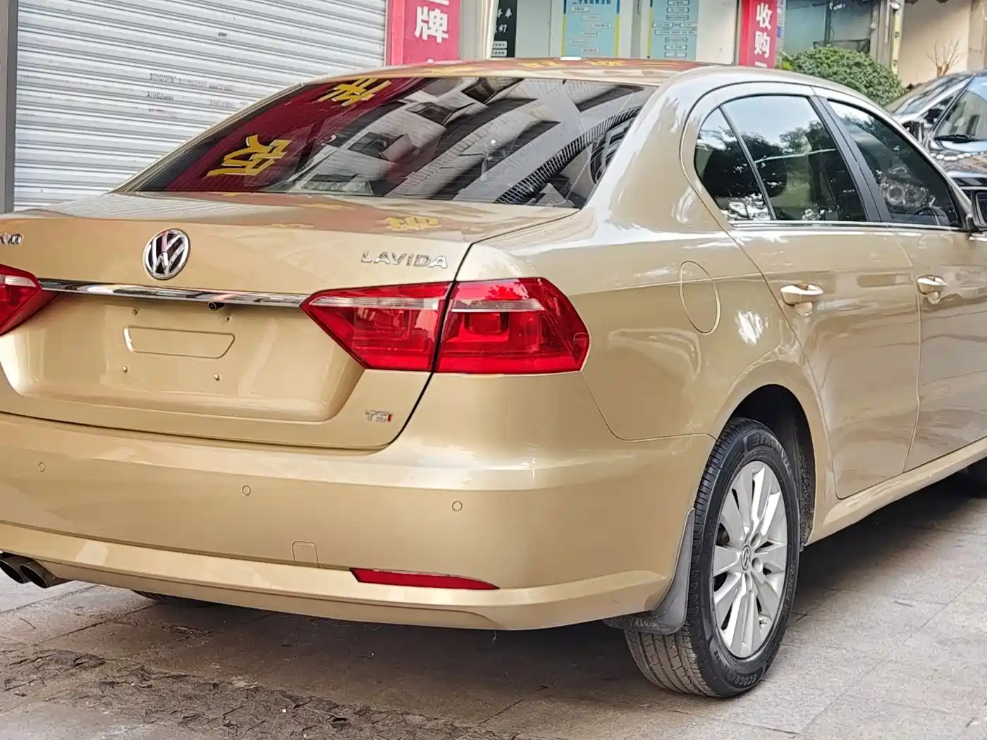 Volkswagen Lavida 2013 Facelift 1.4TSI DSG Comfort фото 5