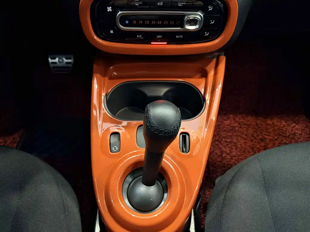 smart forfour 2018 2018 1.0L 52kW Agile Edition