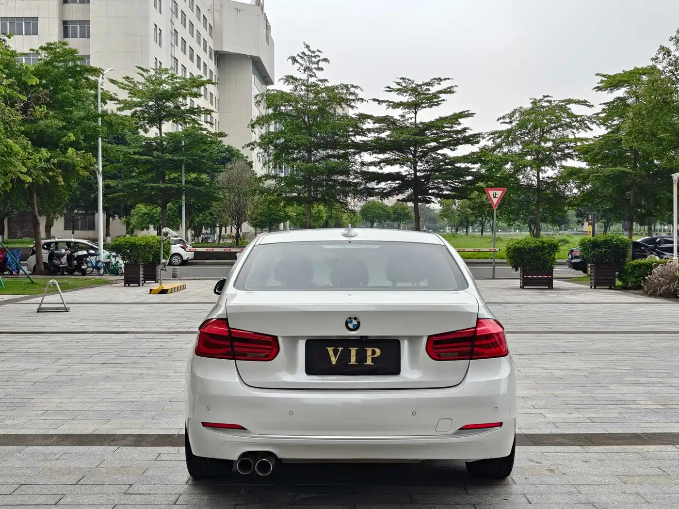 BMW 3 Series 2019 320Li Fashion Type фото 14