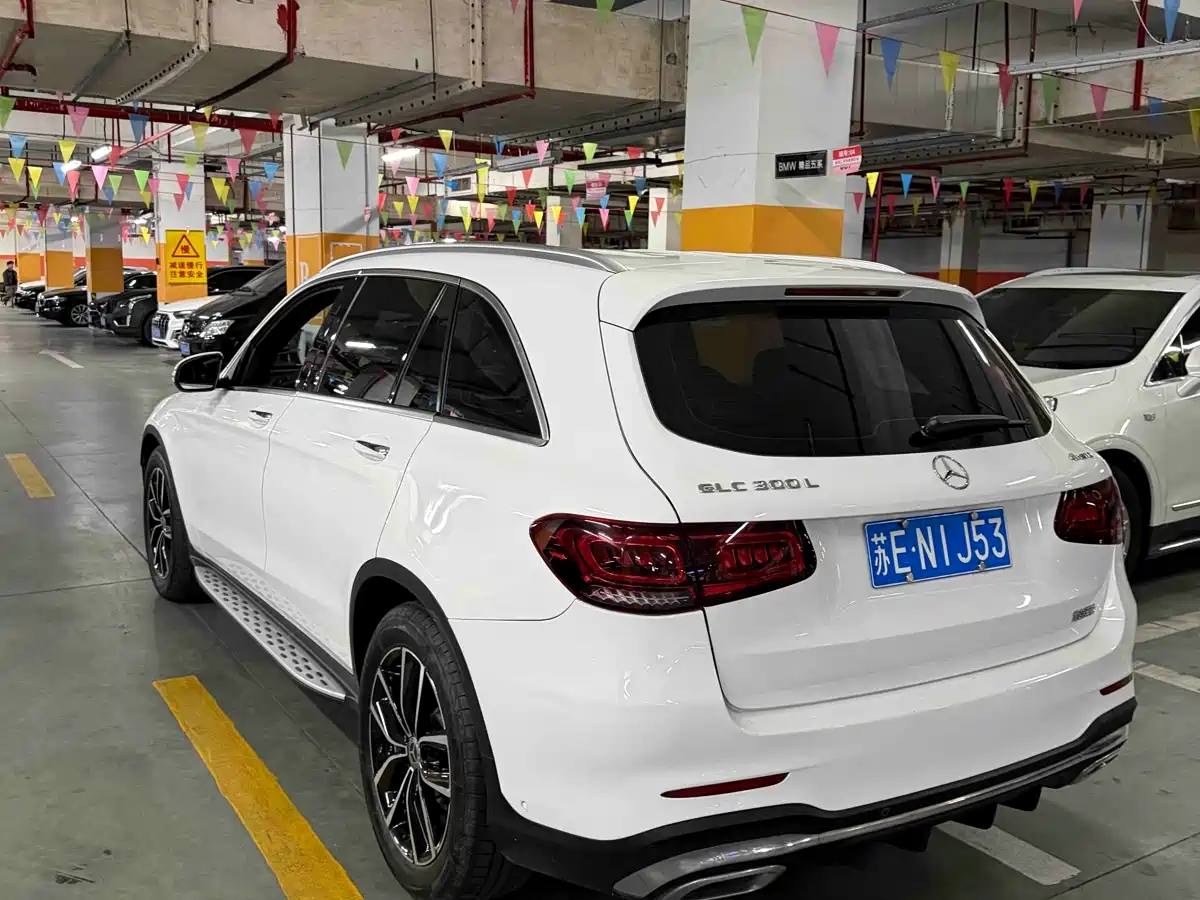 Mercedes-Benz GLC 2020 Facelift GLC 300 L 4MATIC Dynamic фото 7