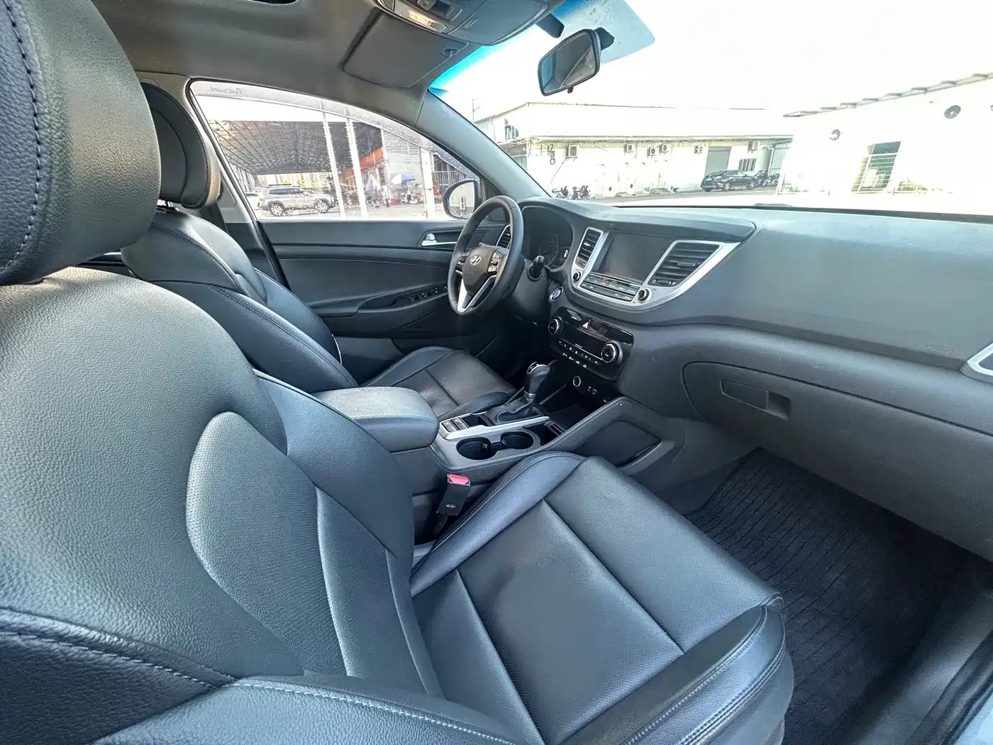 Hyundai Tucson 2015 1.6T Dual Clutch 2WD Smart фото 11