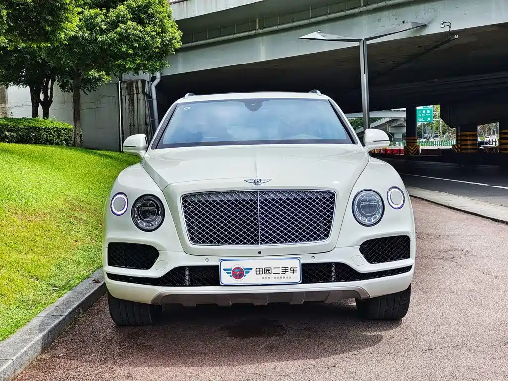 Bentley Bentayga 2018 2017 6.0T Standard Edition