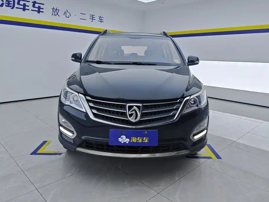 Baojun 560 2015 2015 1.8L Manual Elite