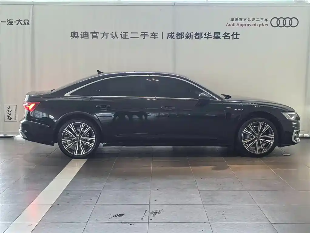 Audi A6L 2024 45 TFSI quattro Premium Dynamic фото 2