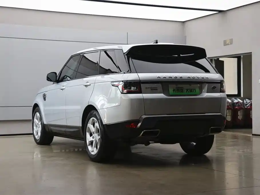 Land Rover Range Rover Sport PHEV 2021 P400e SE фото 34