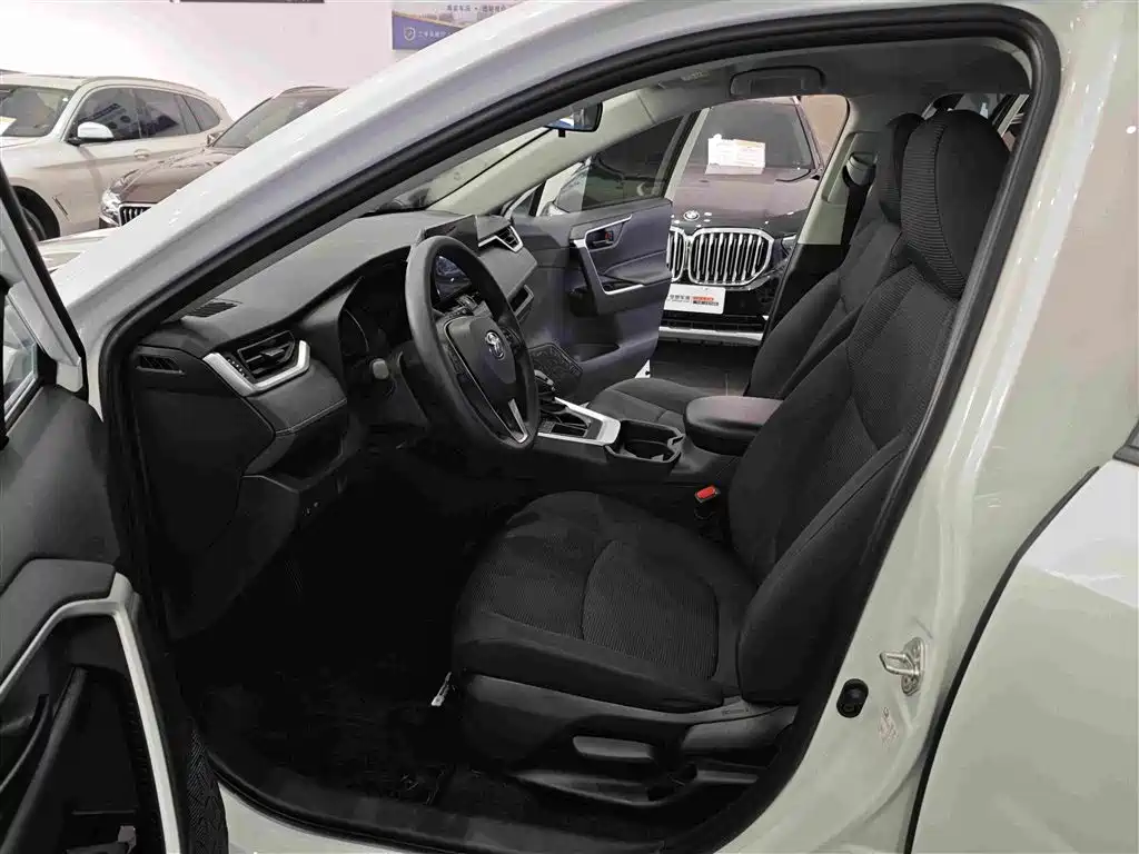 Toyota RAV4 Rongfang 2025 2024 2.0L CVT FWD Urban Edition