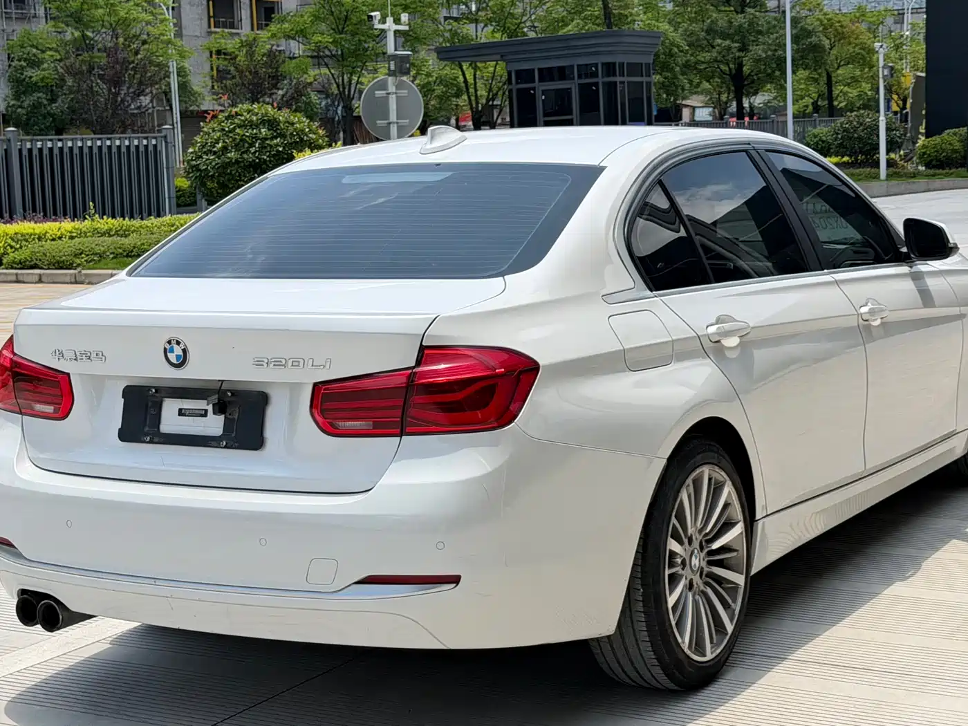 BMW 3 Series 2019 320Li Fashion Type фото 4
