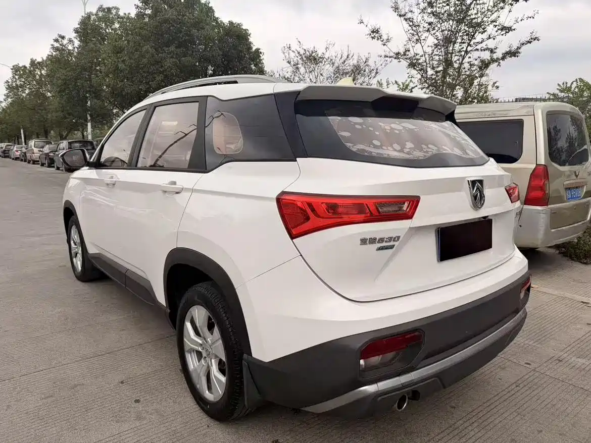Baojun 530 2020 2020 1.5T Manual Comfort 6-seater