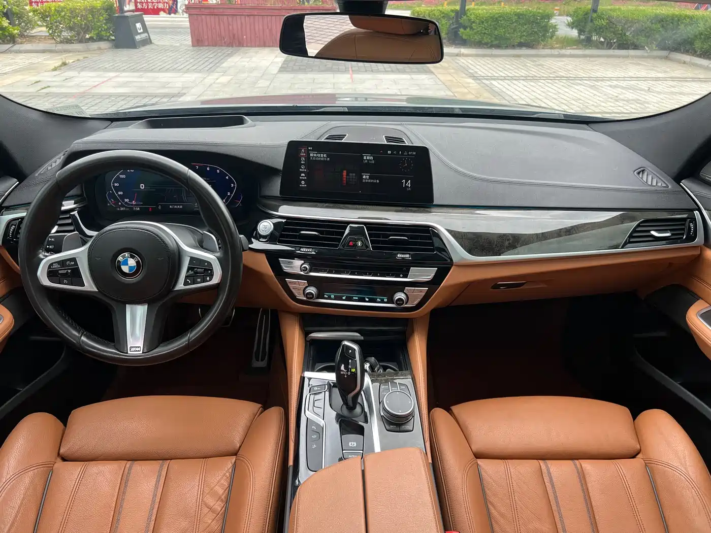 BMW 6 Series GT 2019 630i M Sport Package фото 7