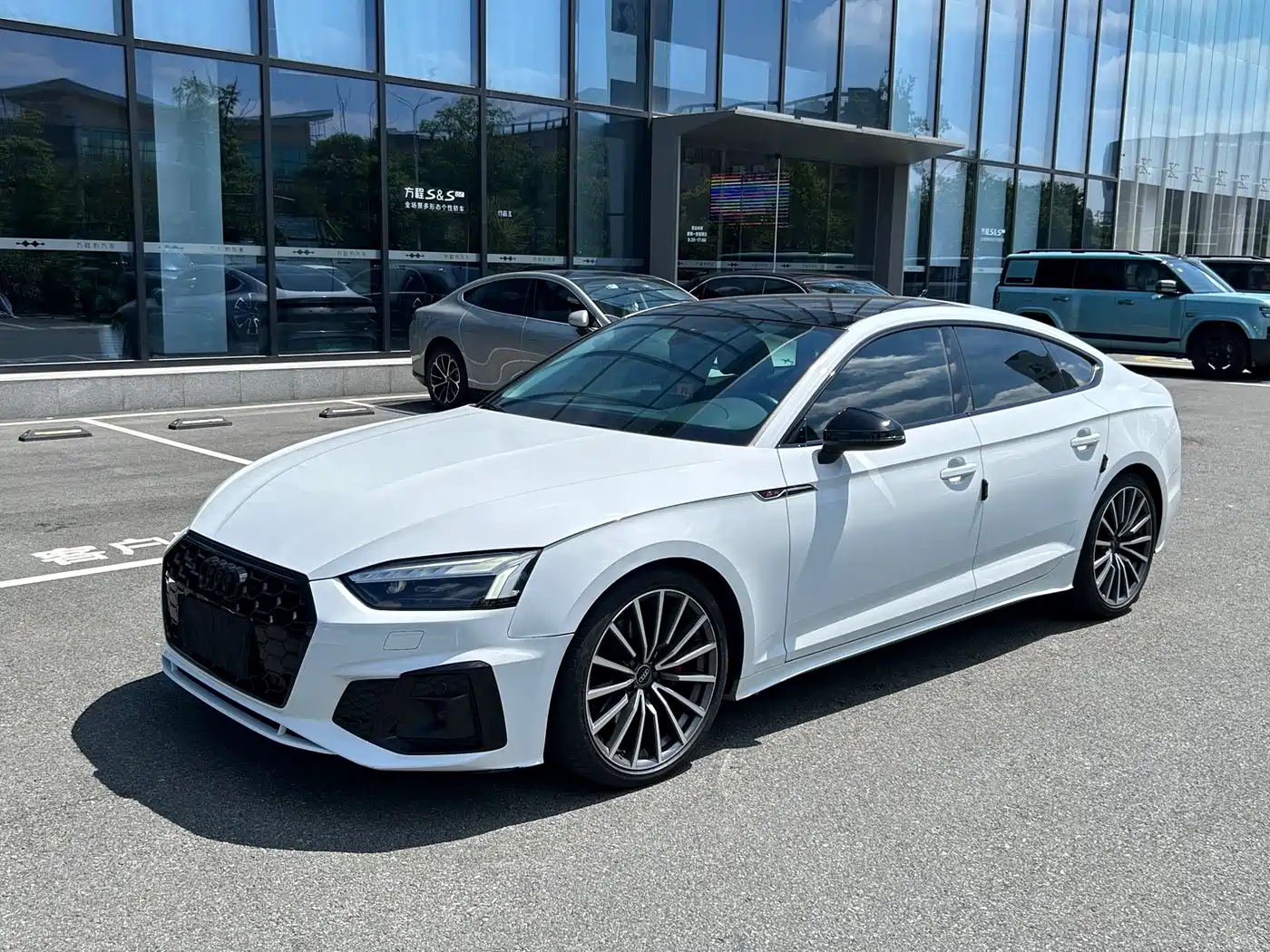 Audi A5 (Import) 2023 2023 Sportback 40 TFSI quattro Luxury Dynamic