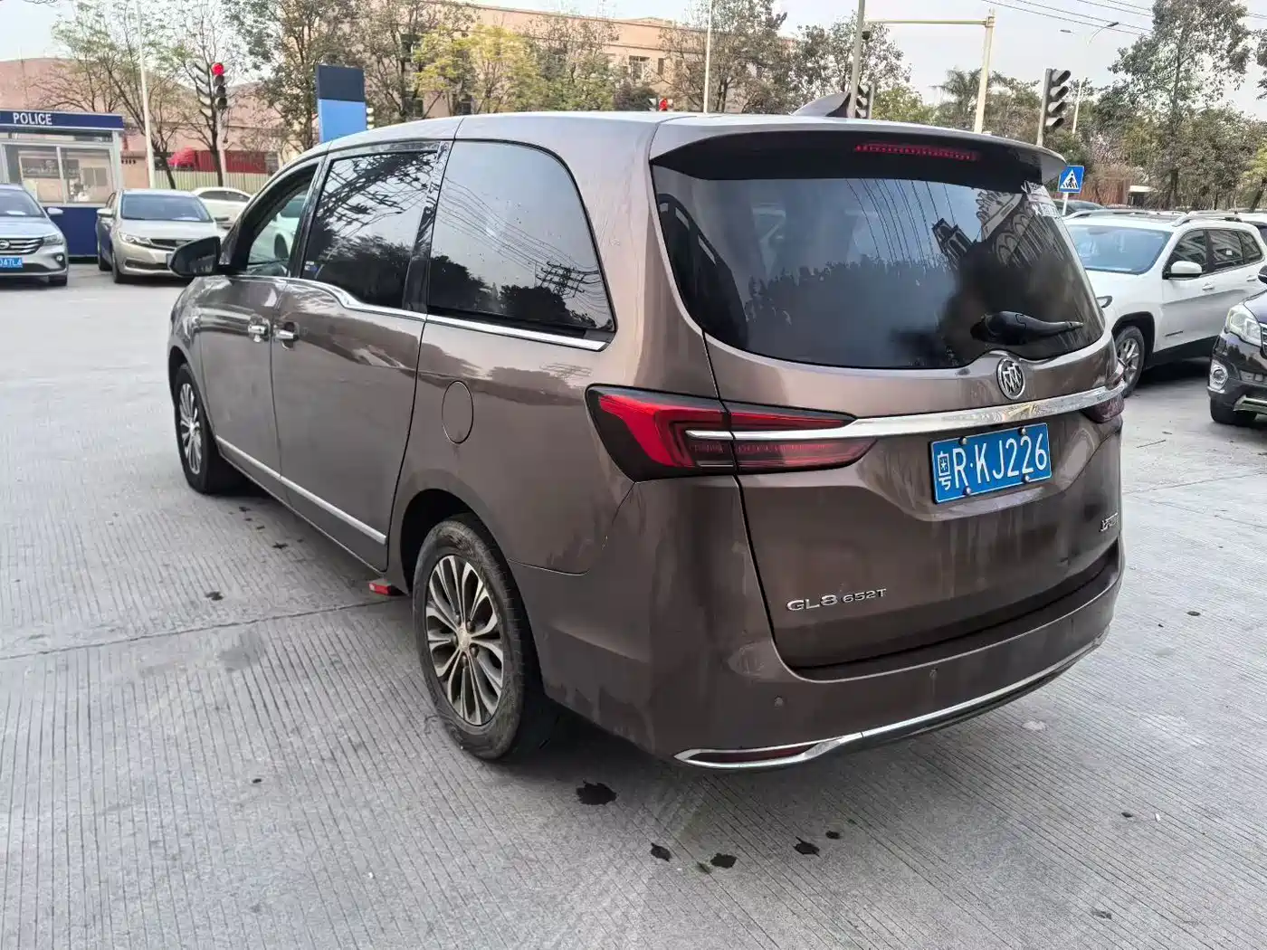 Buick GL8 2020 Model Land Business Class 652T Luxury фото 5