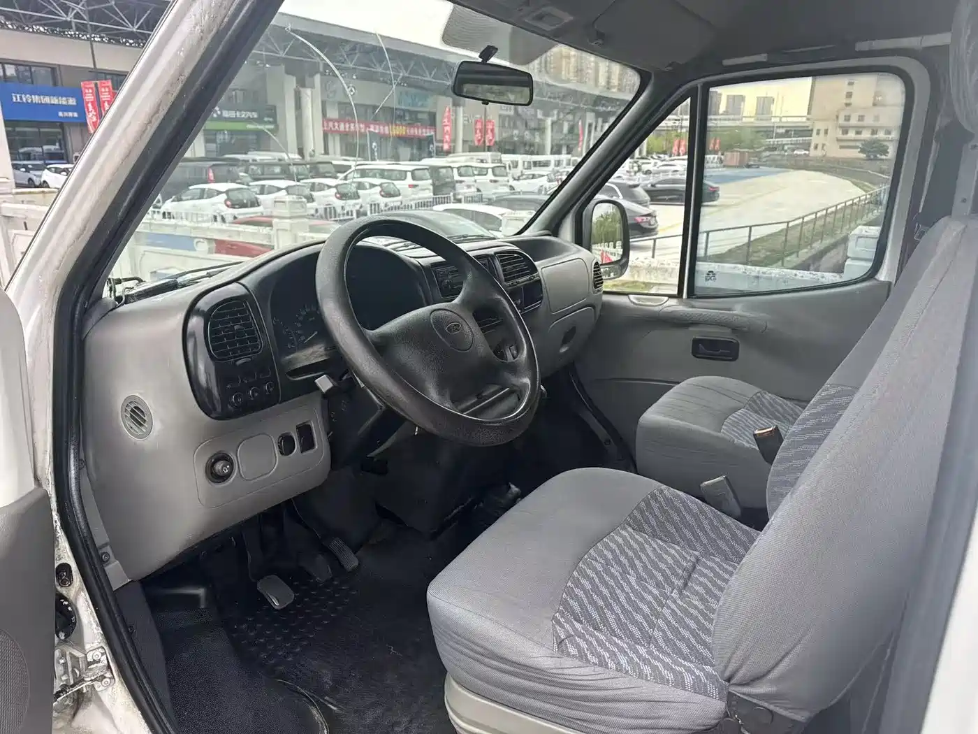 Ford Classic Transit 2013 2013 2.8T Diesel Rear Single Tire Extended Wheelbase Medium Roof JX493ZLQ3A