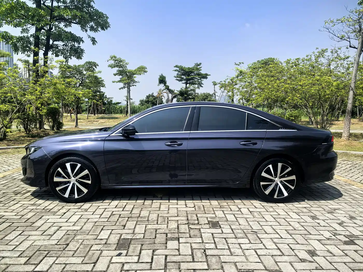 Peugeot 508 2022 508L 400THP PureTech Dynamic Edition фото 16