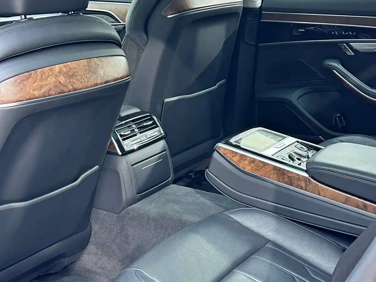 Audi A8 2019 Plus A8L 50 TFSI quattro Luxury фото 6