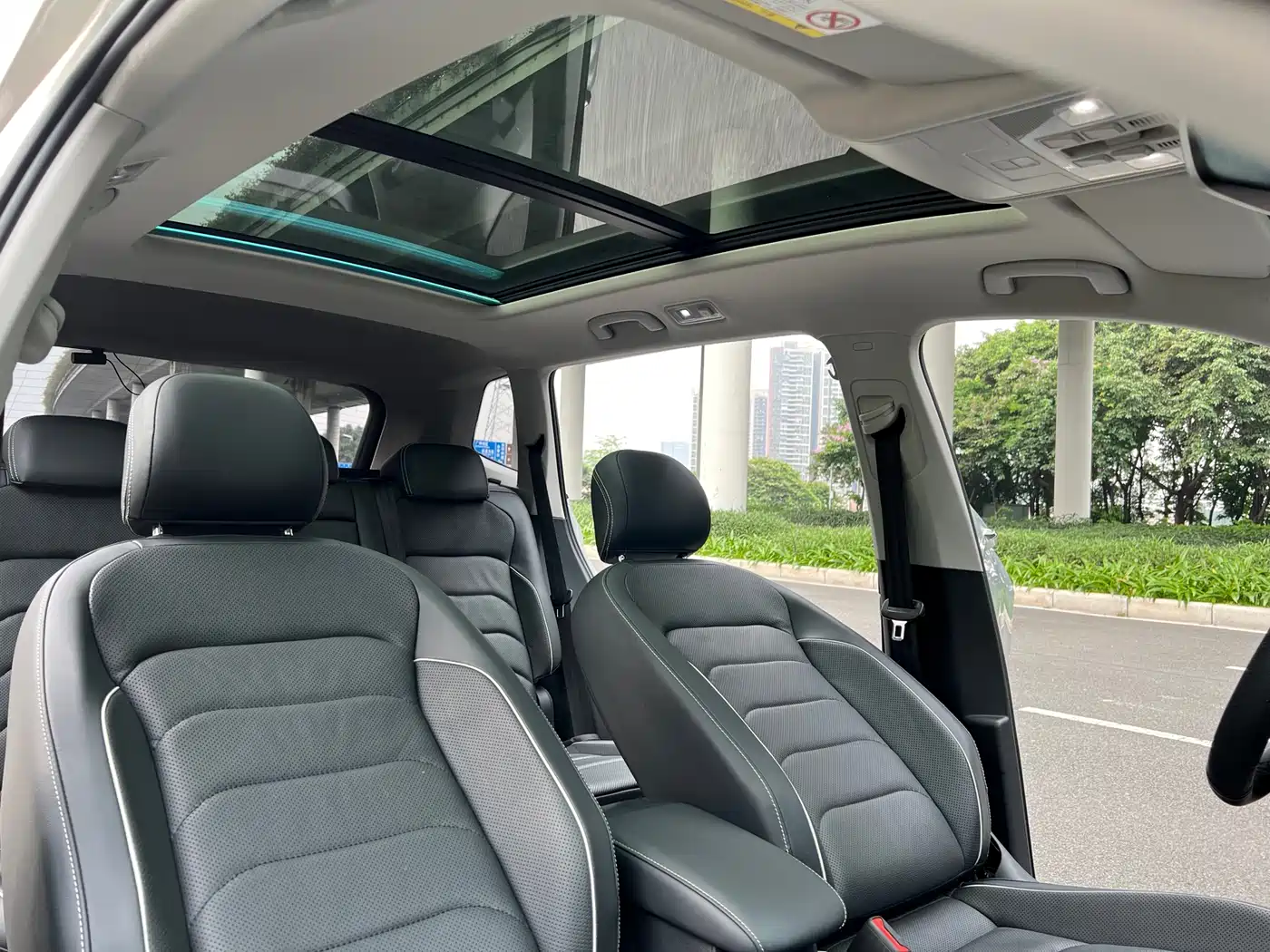Volkswagen Tiguan L 2019 330TSI Automatic 2WD R-Line Flagship Edition China VI фото 11