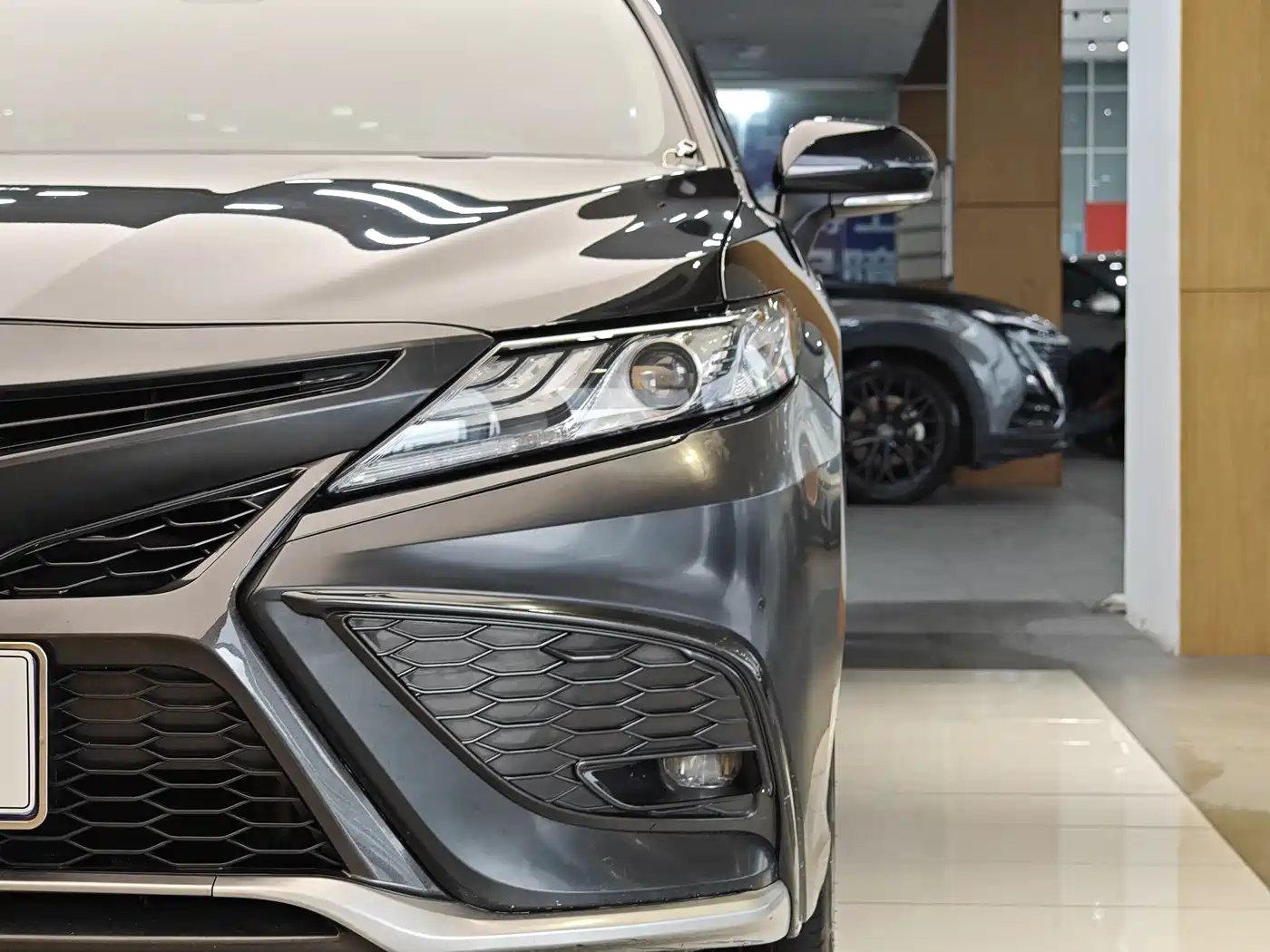 Toyota Camry 2022 2.0S Knight Edition фото 2