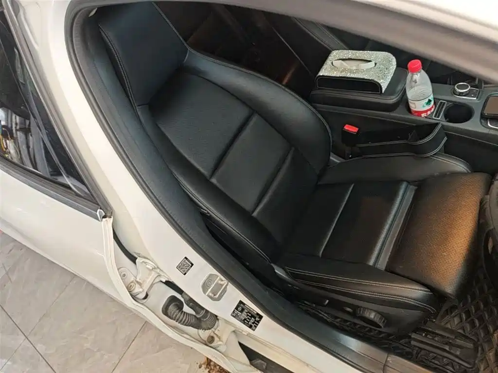 Mercedes-Benz GLA 2017 GLA 200 Fashion фото 25