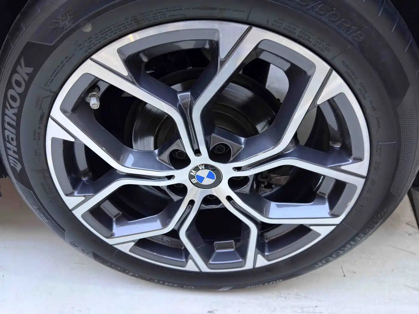 BMW X1 2022 sDrive20Li Premium фото 20
