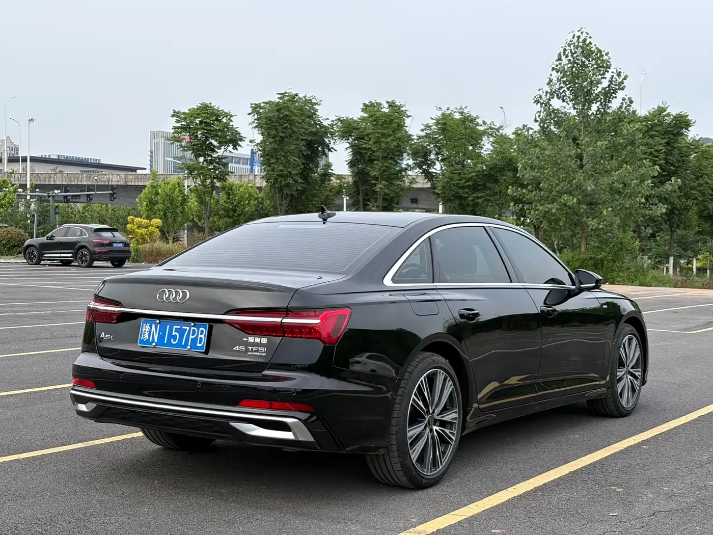 Audi A6L 2025 45 TFSI quattro Premium Sport фото 4