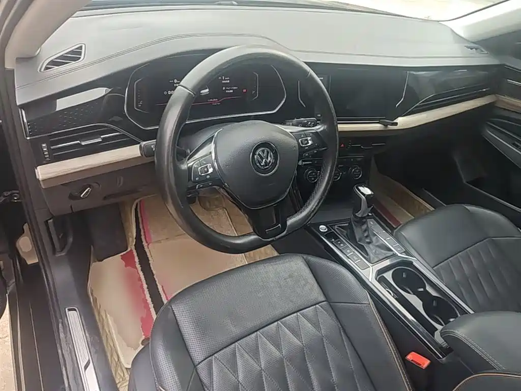 Volkswagen Passat 2019 Model 380TSI Luxury Edition China VI фото 10