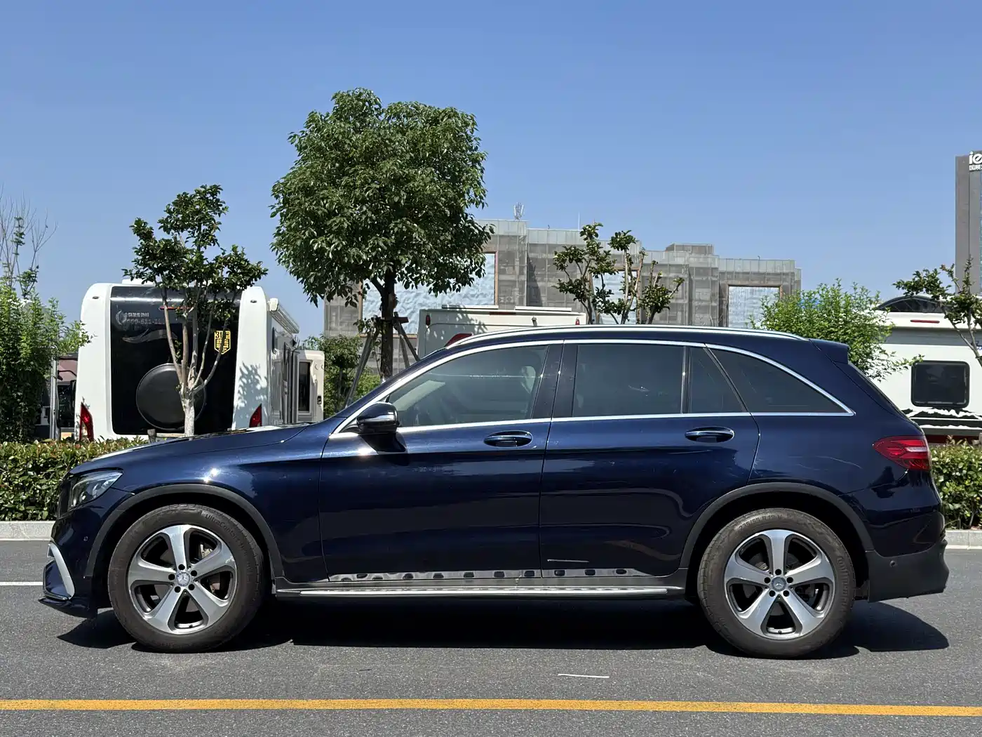 Mercedes-Benz GLC 2016 GLC 300 4MATIC Dynamic фото 4