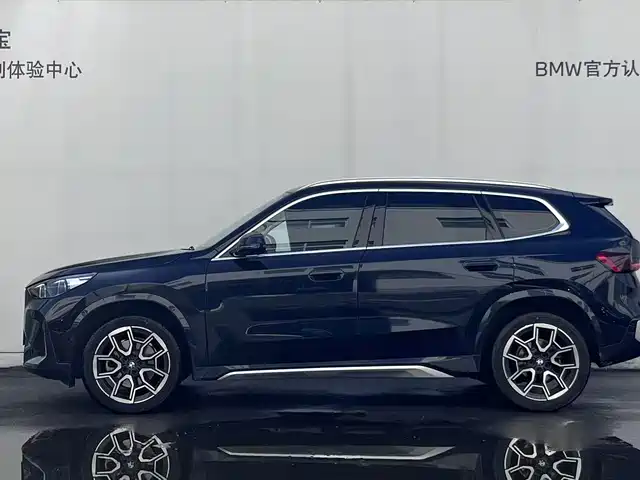 BMW X1 2025 sDrive25Li X Design Package — фото 3