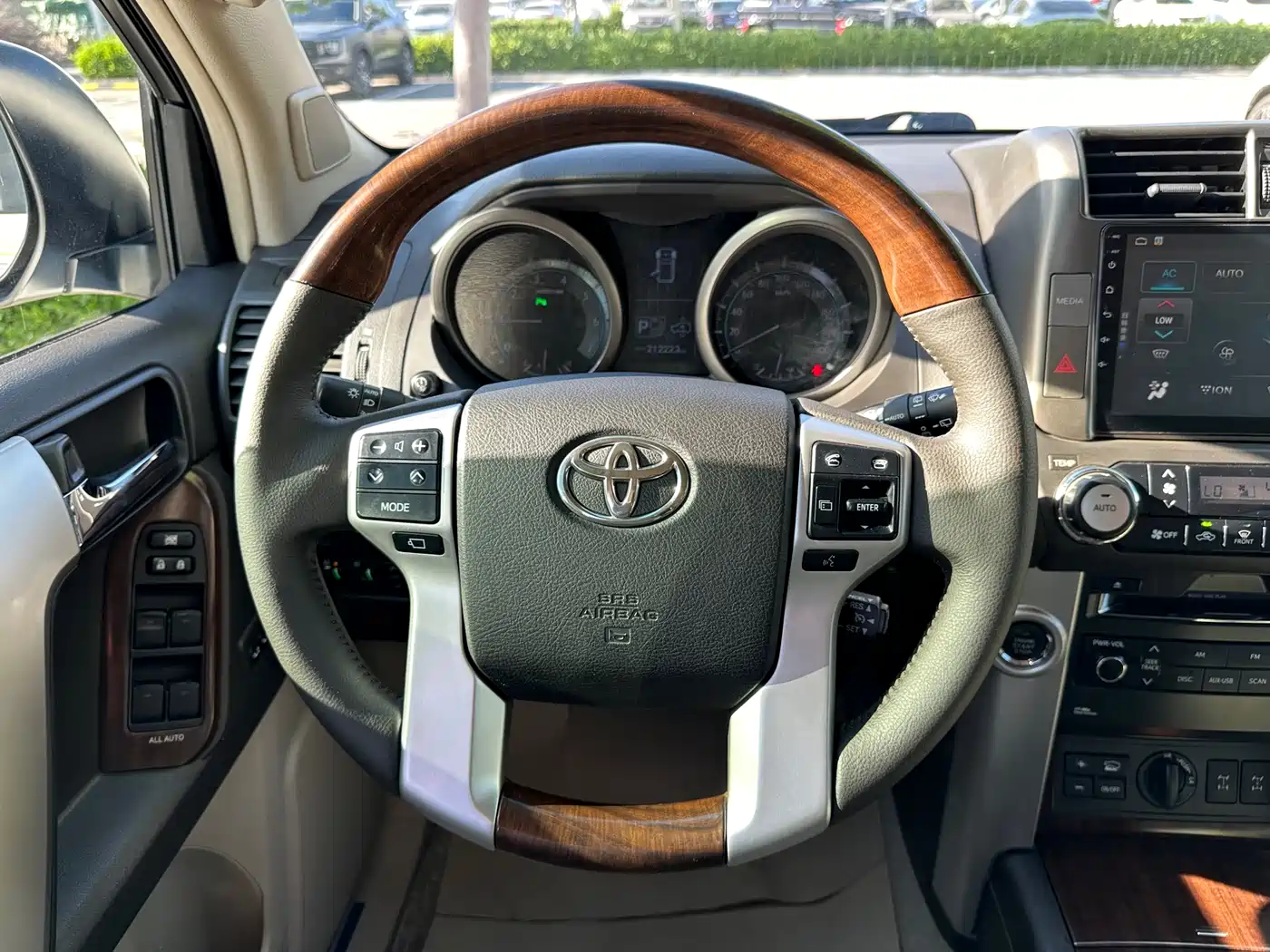 Toyota Prado 2010 4.0L Automatic VX NAVI фото 10