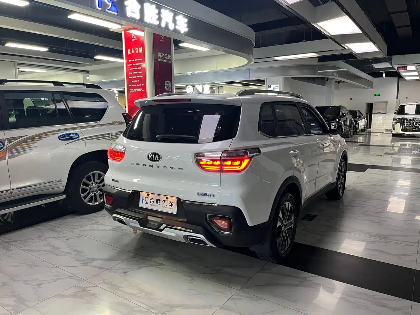 Kia Sportage 2019 2.0L Automatic Smart Luxury Edition фото 7