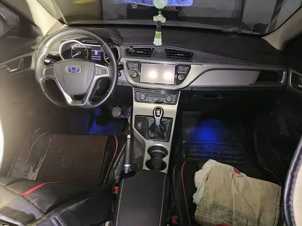 Photo 12 - Geely Emgrand GL