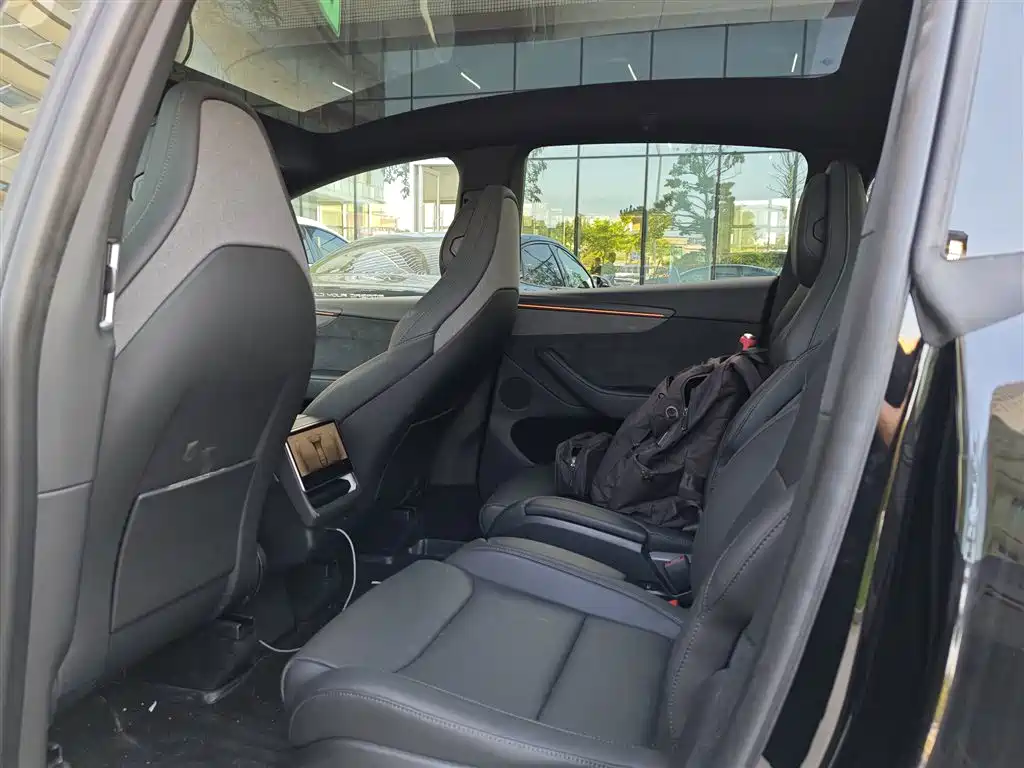 Tesla Model Y L 2025 2025 Facelift Long Range AWD