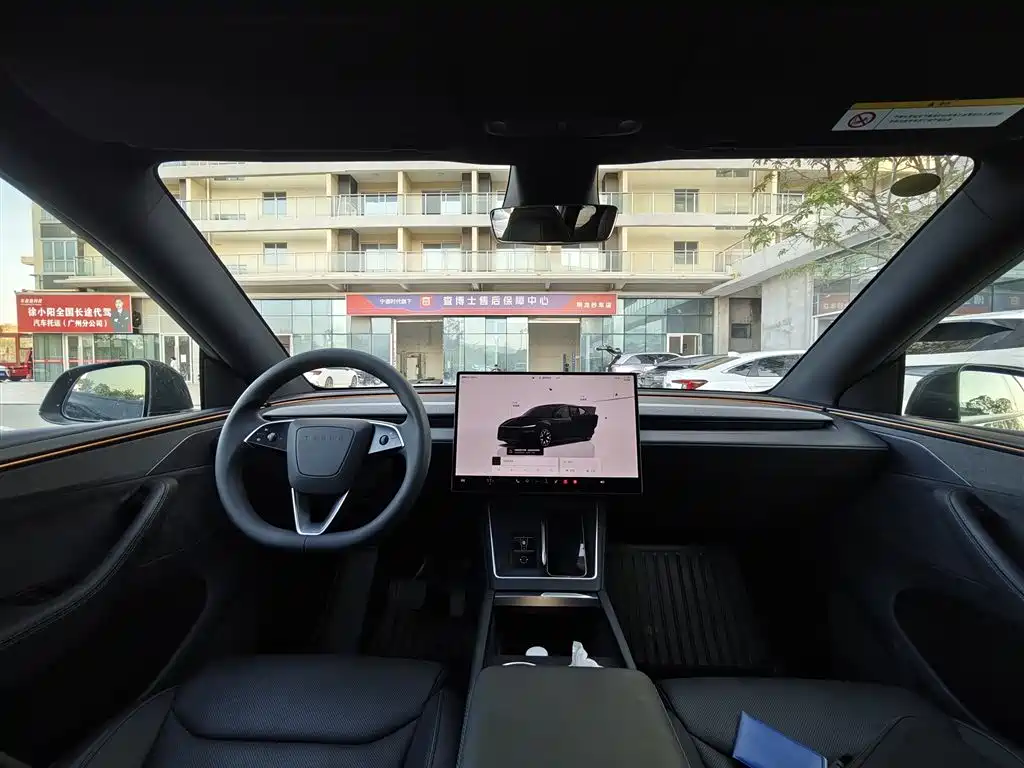 Tesla Model Y L 2025 2025 Facelift Long Range AWD