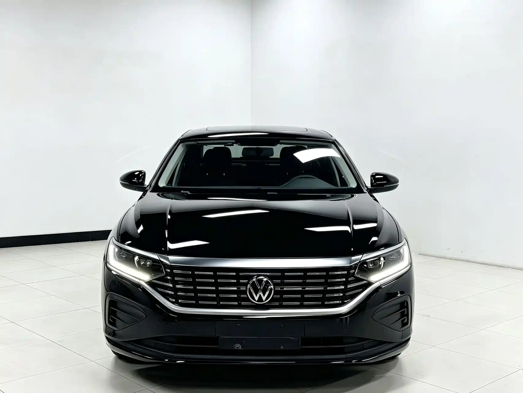 صورة 2 - Volkswagen Passat