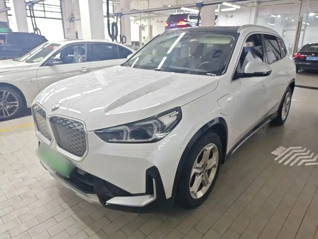 BMW iX1 2024 2023 eDrive25L X Design Package