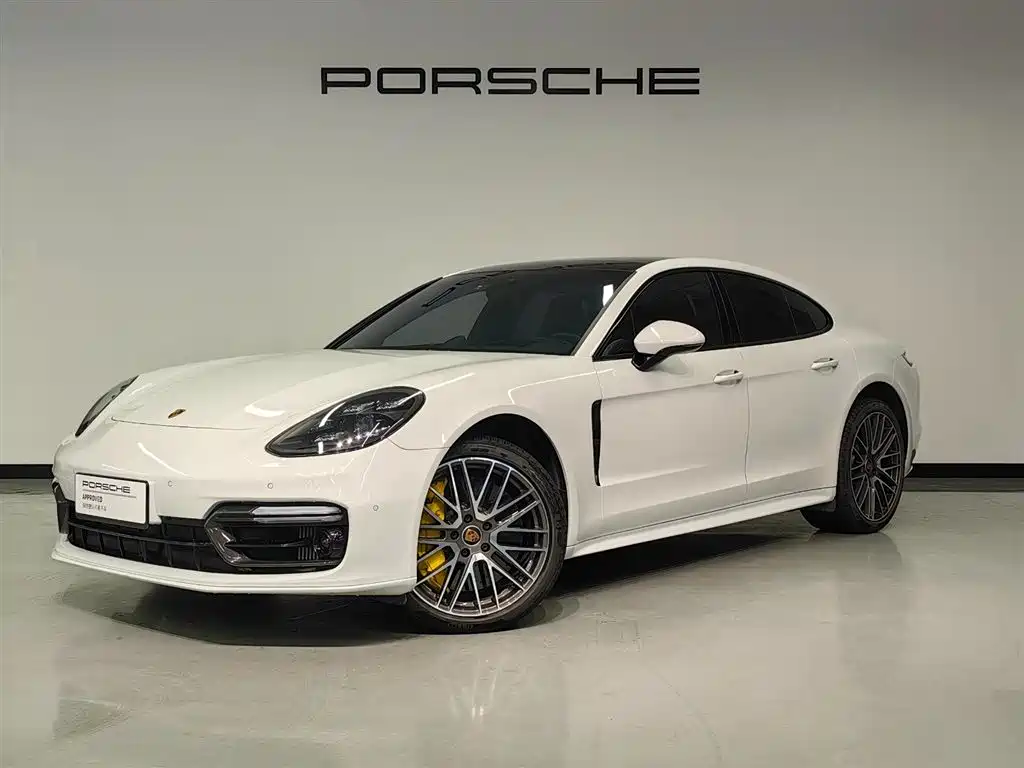 Photo 1 - Porsche Panamera
