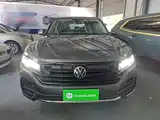 Фото 3 - Volkswagen Touareg