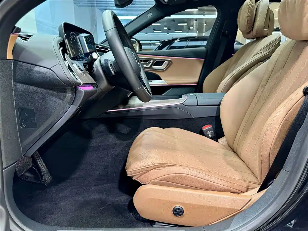 Mercedes-Benz E-Class 2024 E 300 L Fashion фото 18