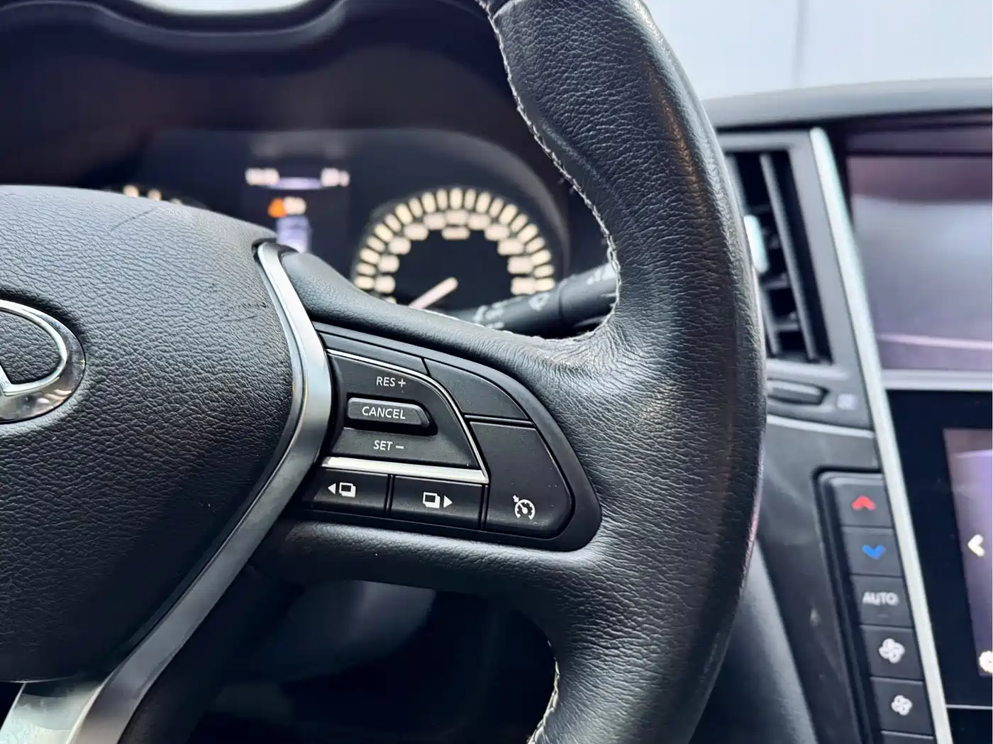 Infiniti Q50L 2019 2018 2.0T Comfort Version China V