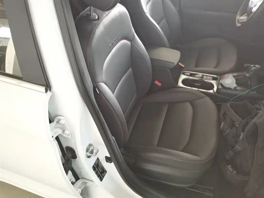 Hyundai Elantra 2019 1.4T Dual-clutch XuanDong·Vitality Type фото 25
