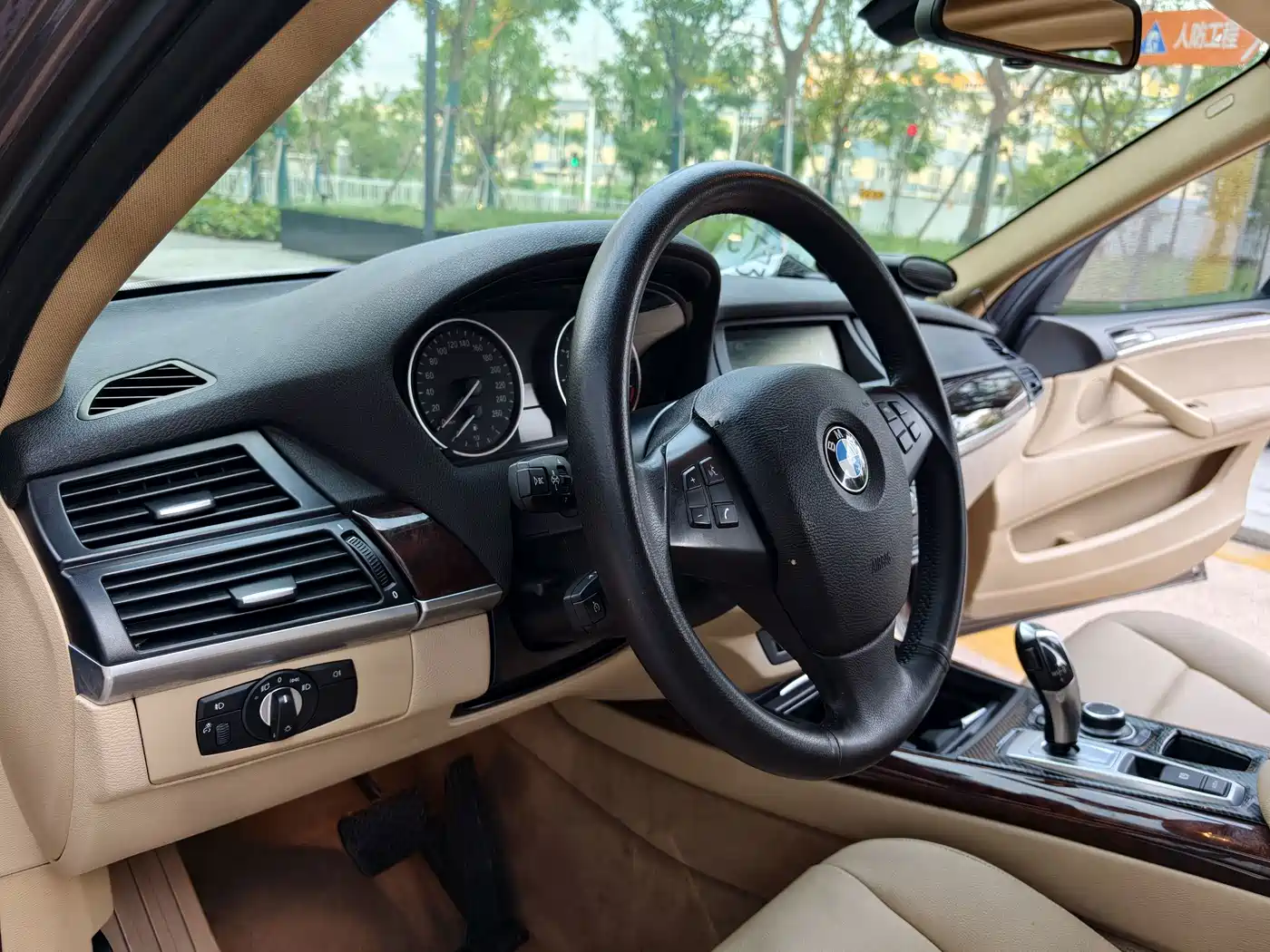 Photo 18 - BMW X5 (Import)